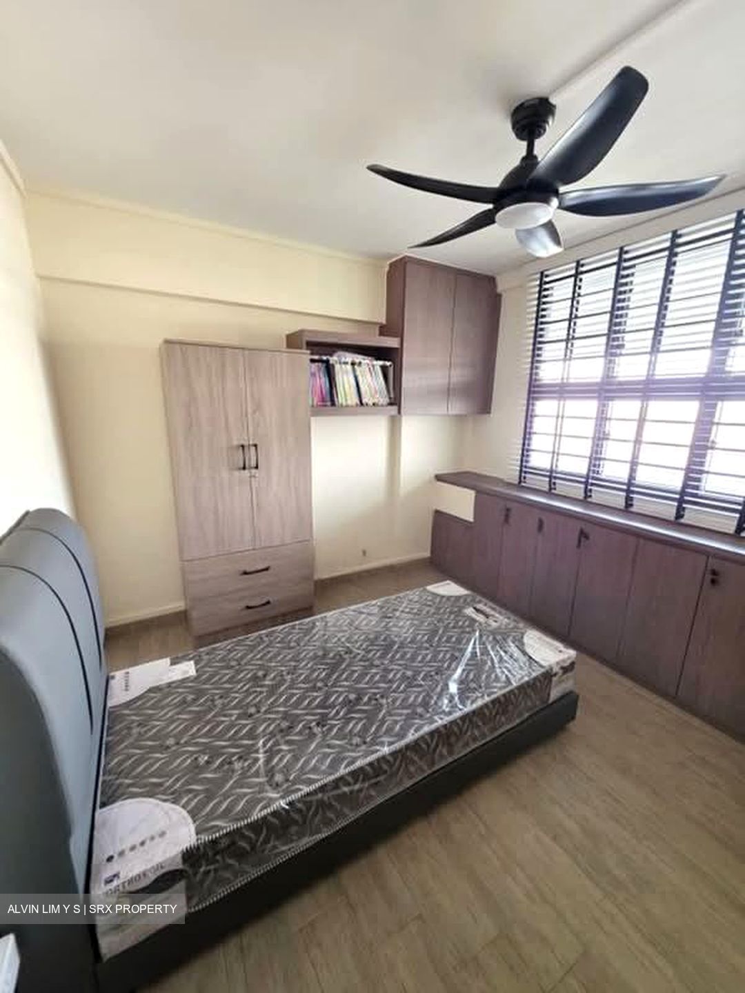 Blk 329 Serangoon Avenue 3 (Serangoon), HDB 4 Rooms #573390921